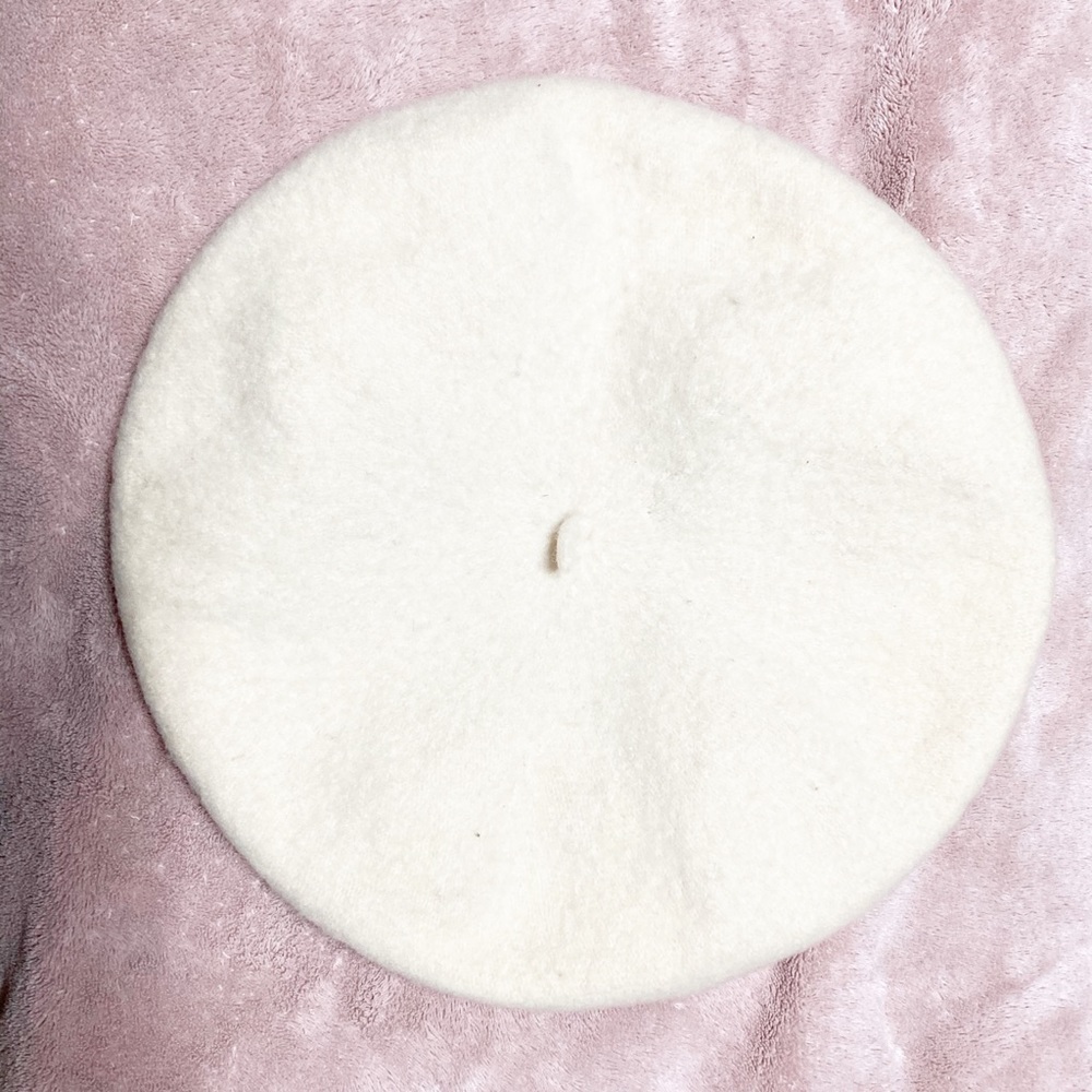 Vintage Ivory Wool Beret